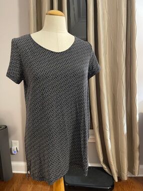 Liz Claiborne Black & White Short Sleeve Tunic
